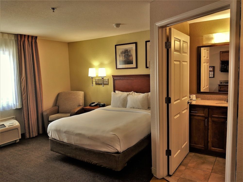 Standard Suite