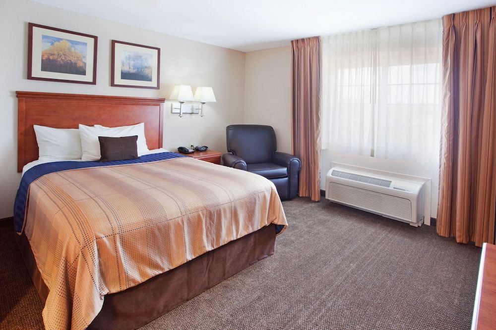 Studio Suite, 1 Queen Bed