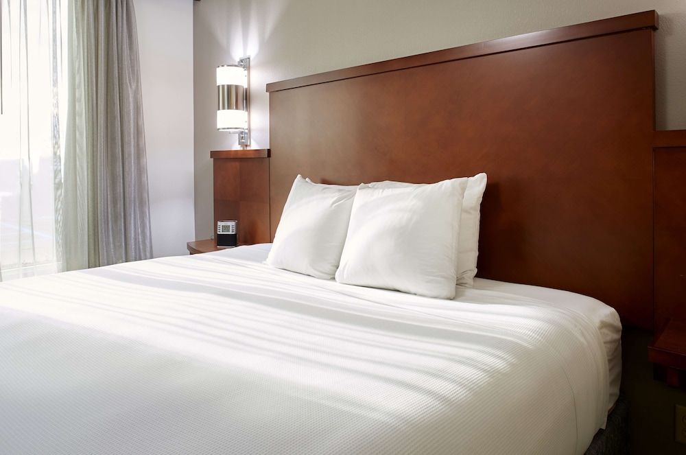 Standard Room, 1 King Bed