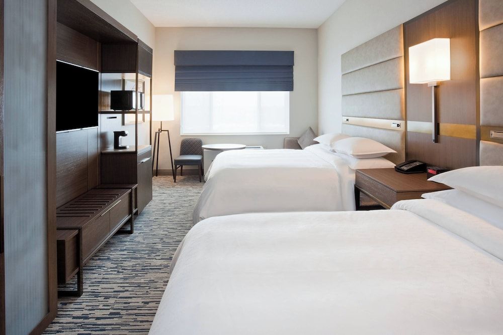 Room, 2 Double Beds (Mobility Accessible, Tub)