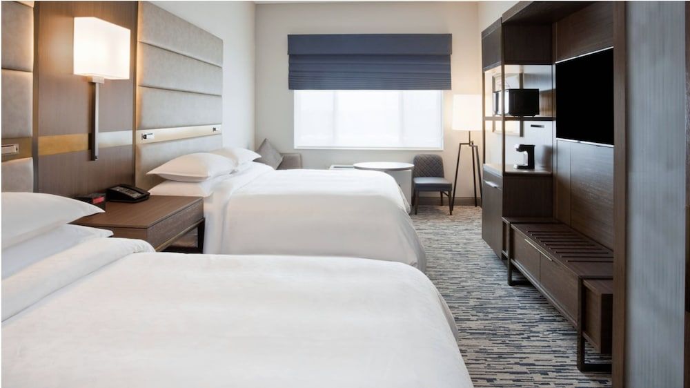 Room, 2 Double Beds (Mobility Accessible, Tub)