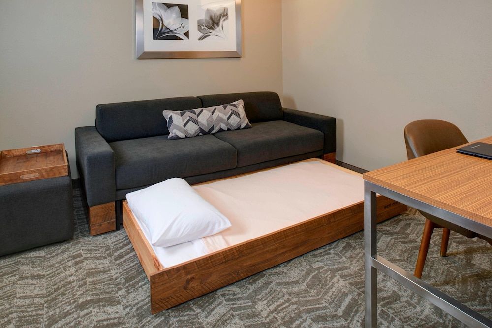 Studio, 2 Queen Beds (Hearing Accessible)