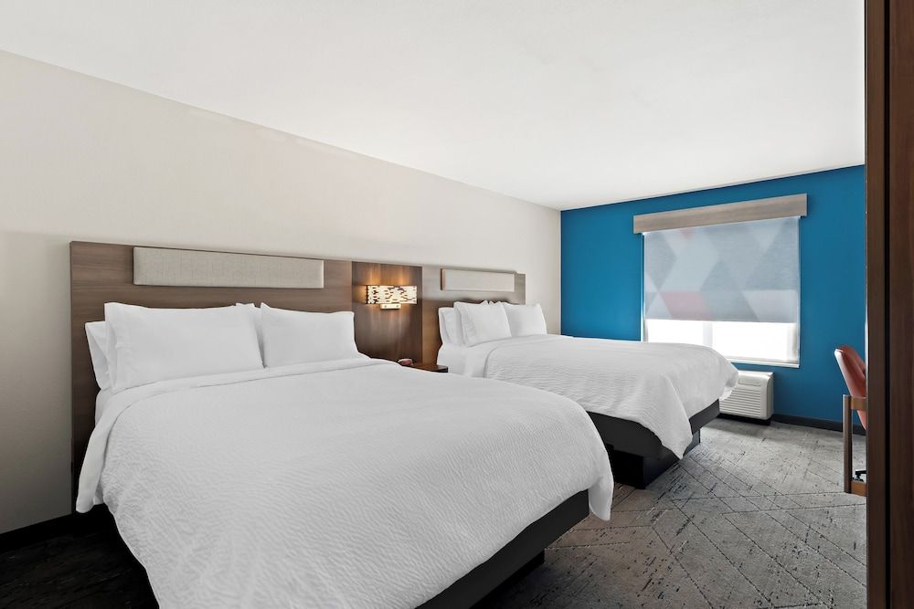 Standard Room, 2 Queen Beds, Accessible Bathtub (Mobility)