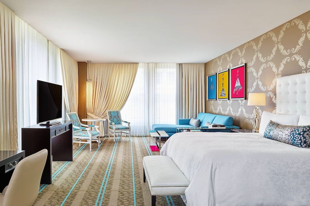 Studio Suite, 1 King Bed, Non Smoking