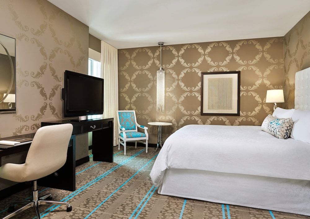 Superior Room, 1 King Bed, Non Smoking