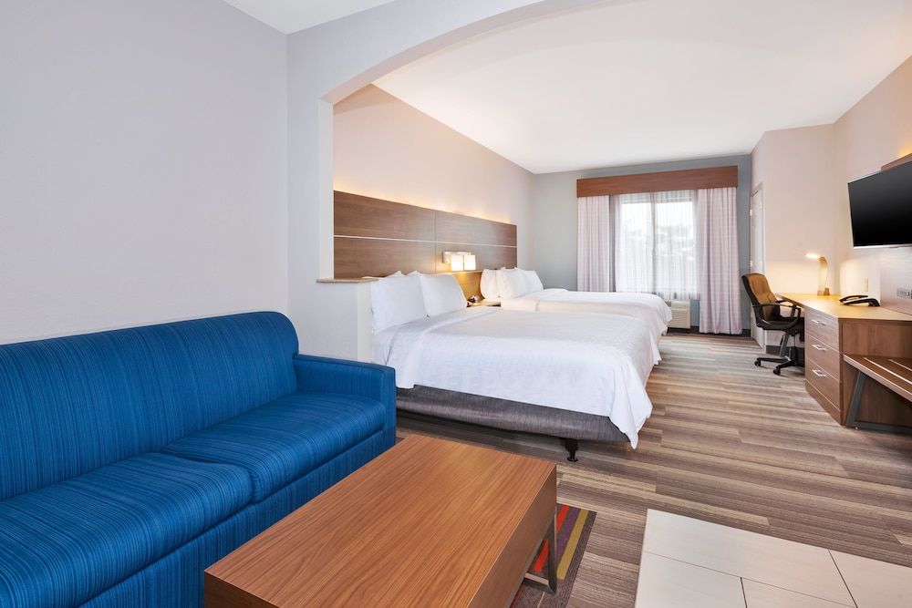 Suite, Multiple Beds