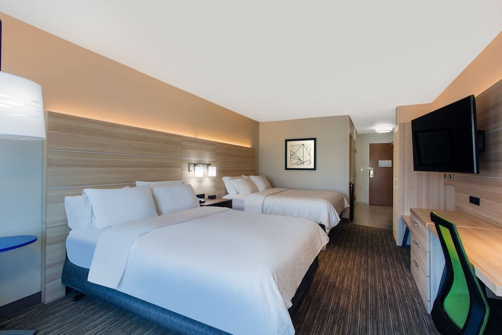 Suite, 2 Queen Beds