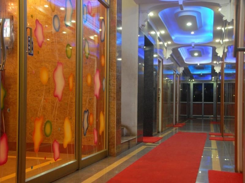 undefined Hotel MCM Towers 7