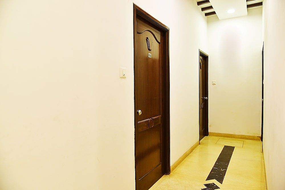 undefined Hotel Sapphire Opposite Golden Temple 5