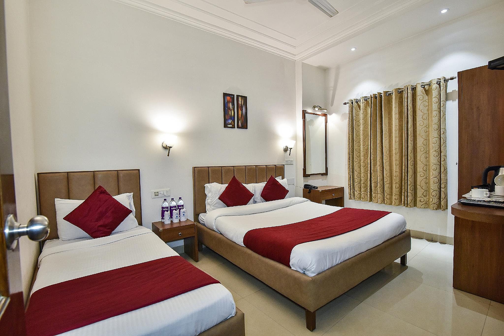 undefined Hotel Sapphire Opposite Golden Temple 9