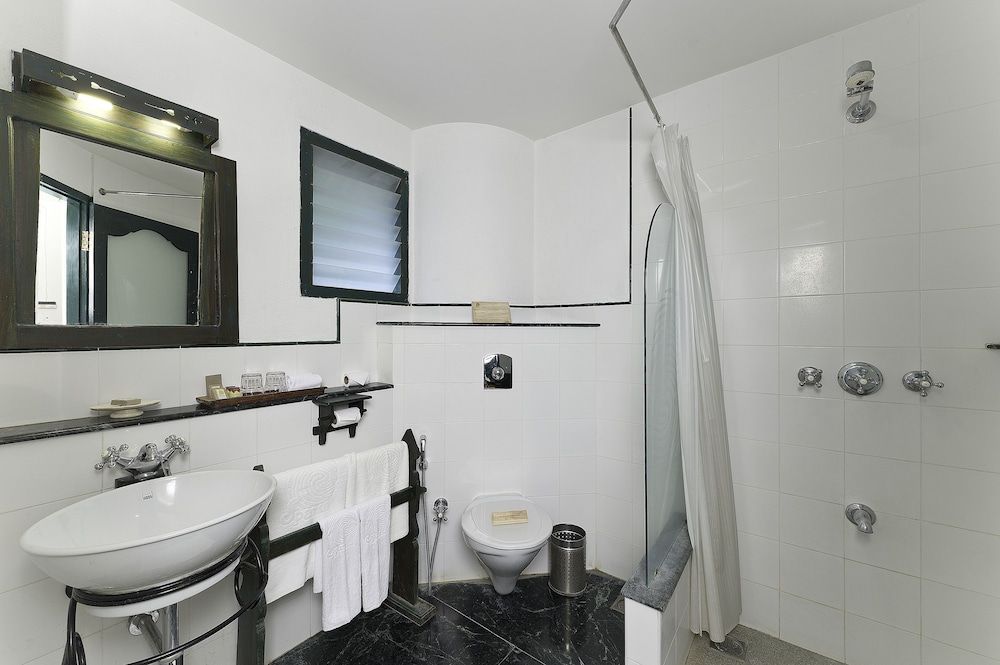 Halez Sparsa Thiruvannamalai Standard Room 11