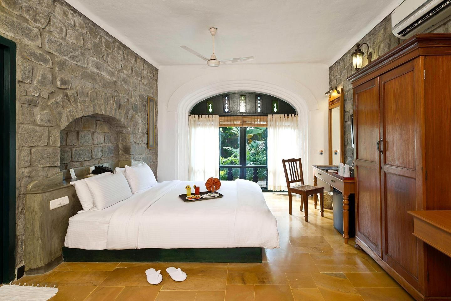 Halez Sparsa Thiruvannamalai Standard Room 2