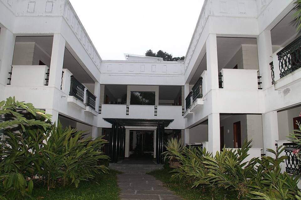 undefined Golden Landmark Resort