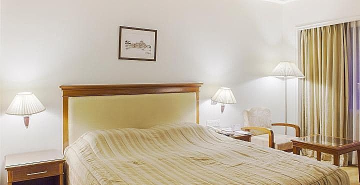 Golden Landmark Resort Club Class