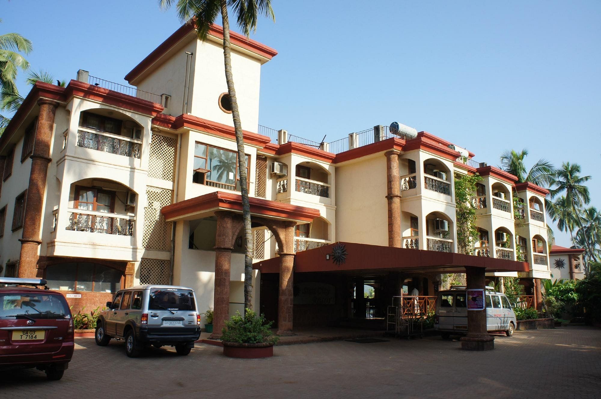 undefined Sun City Resort 8