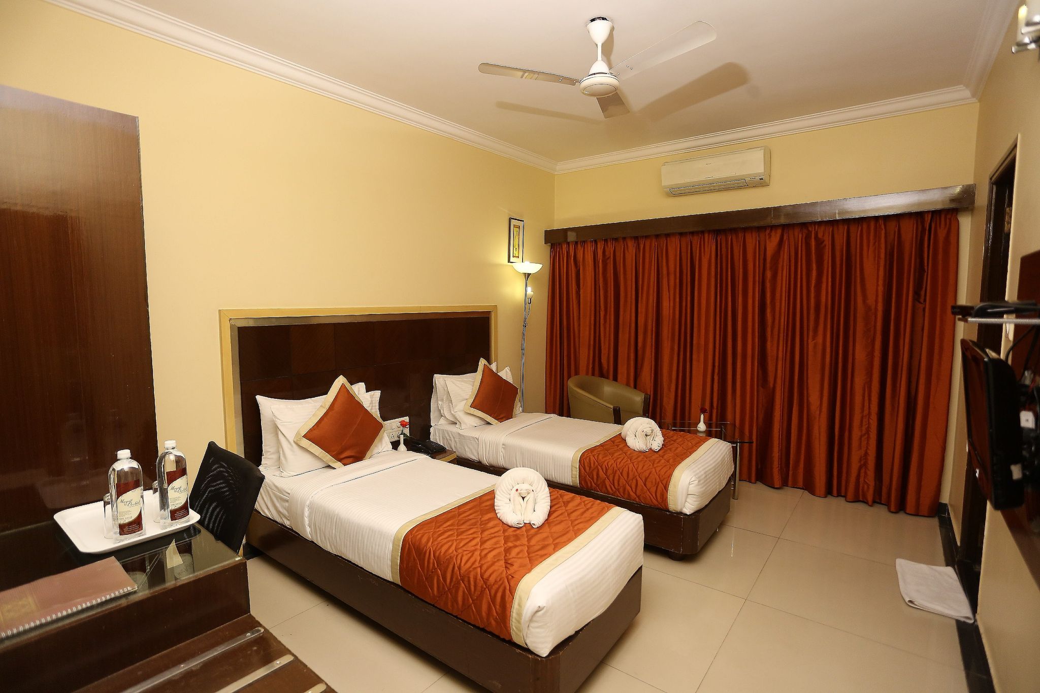 Executive AC Room