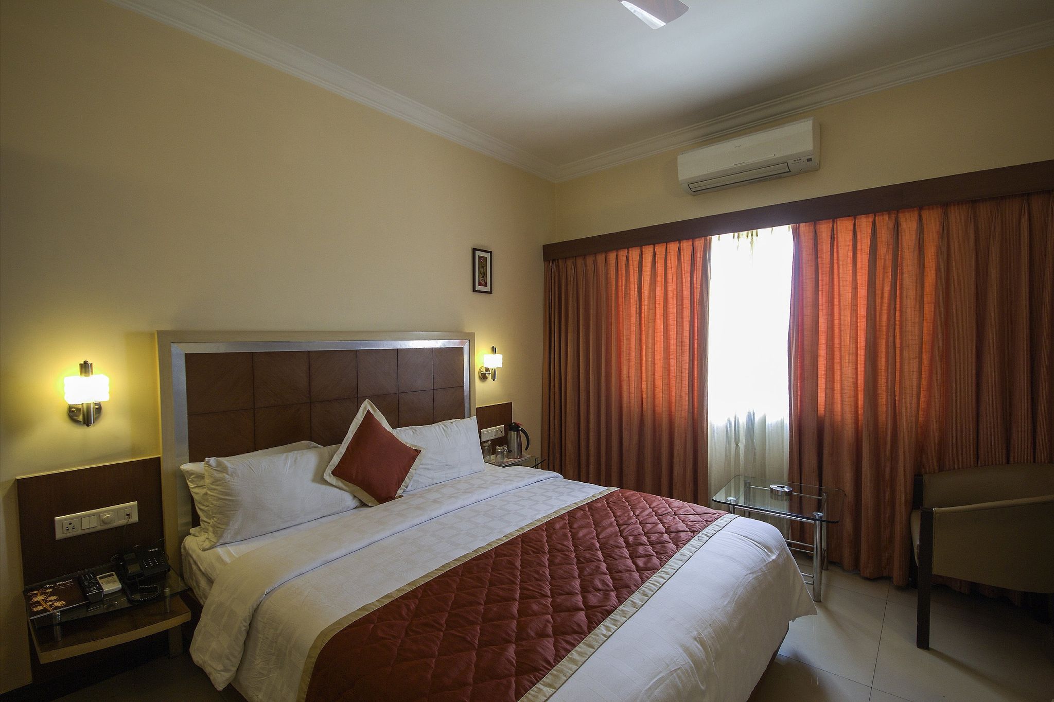 Bisque Magaji Orchid Standard AC 15