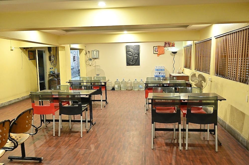 undefined Tiger Inn 4