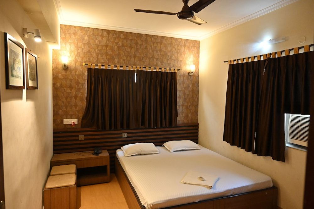 Tiger Inn Standard Room 2