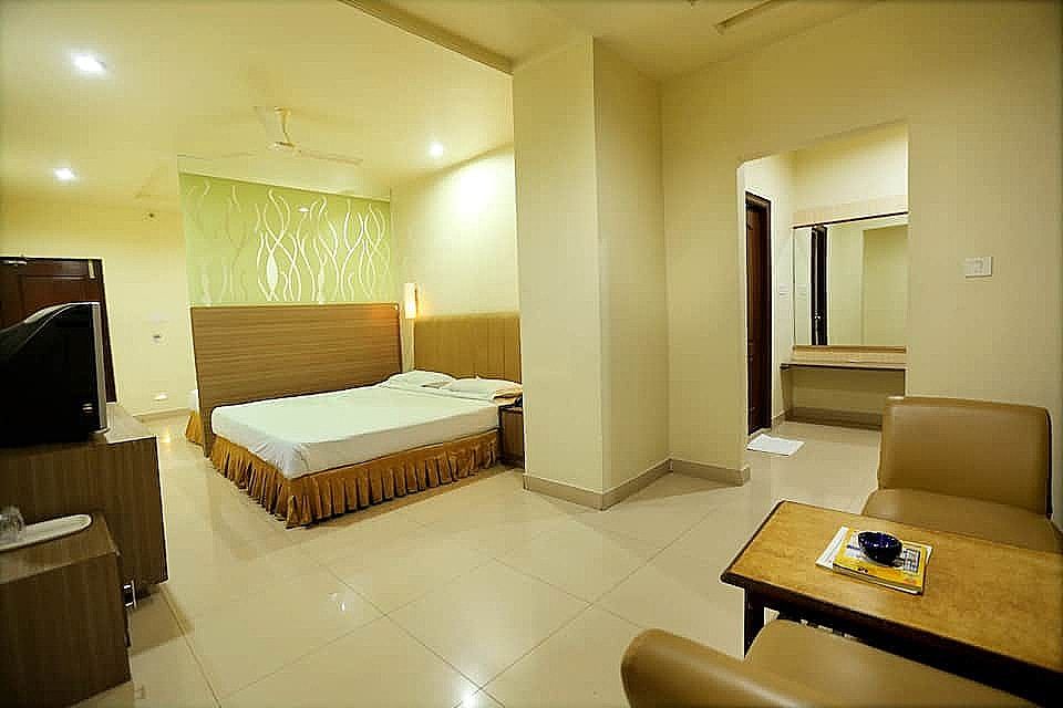 HOTEL SITARA GRAND - KPHB Deluxe Room 2