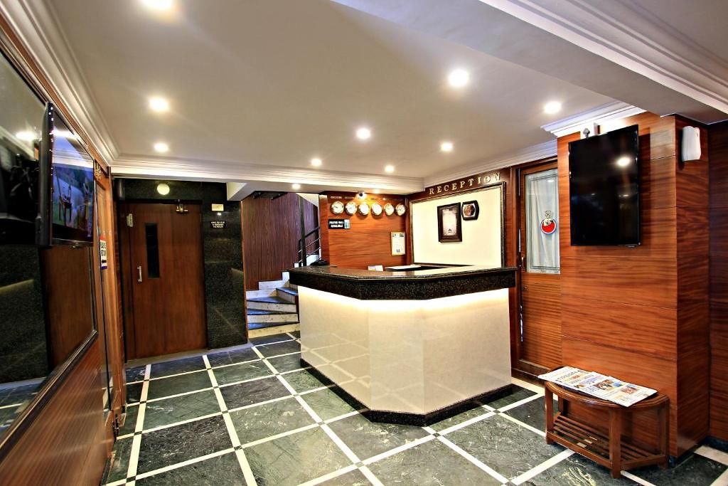 undefined Hotel Empire Central Street 2