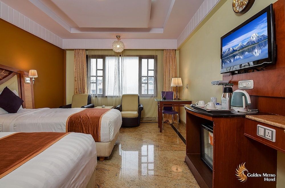 Golden Metro Hotel Classic Room 2
