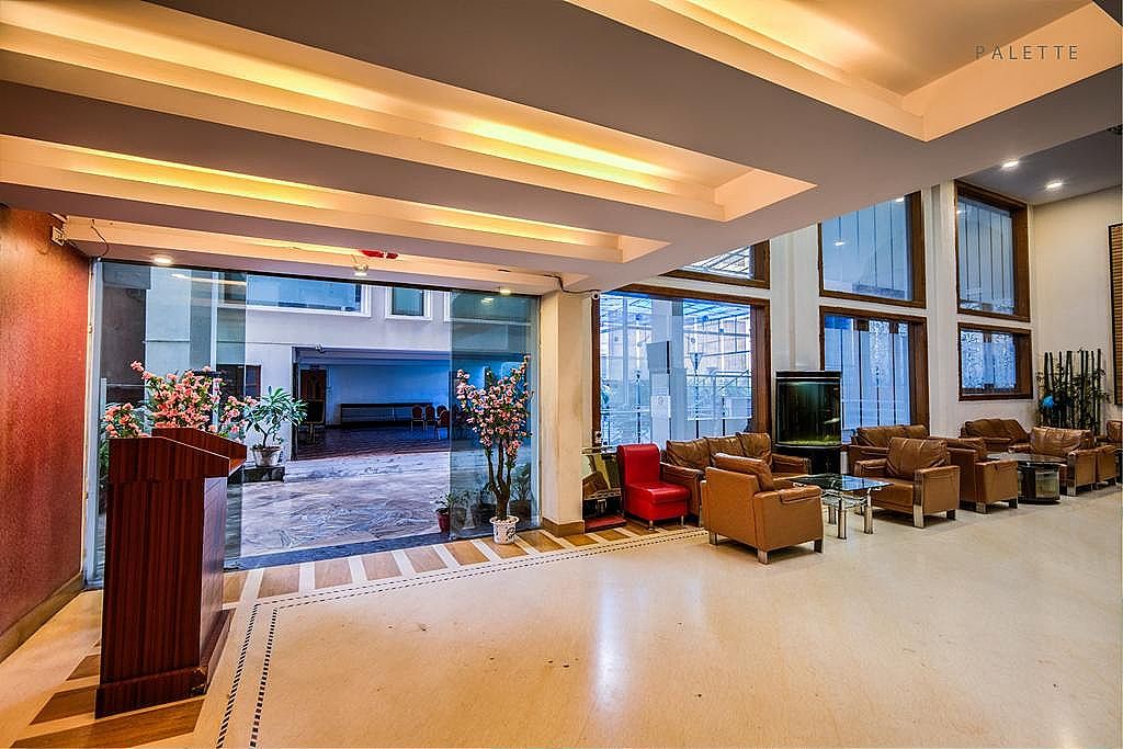 undefined Golden Metro Hotel 3