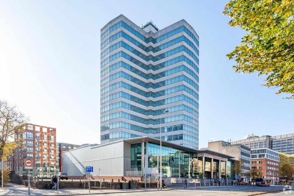 undefined Holland House Hotel Cardiff By Sunday