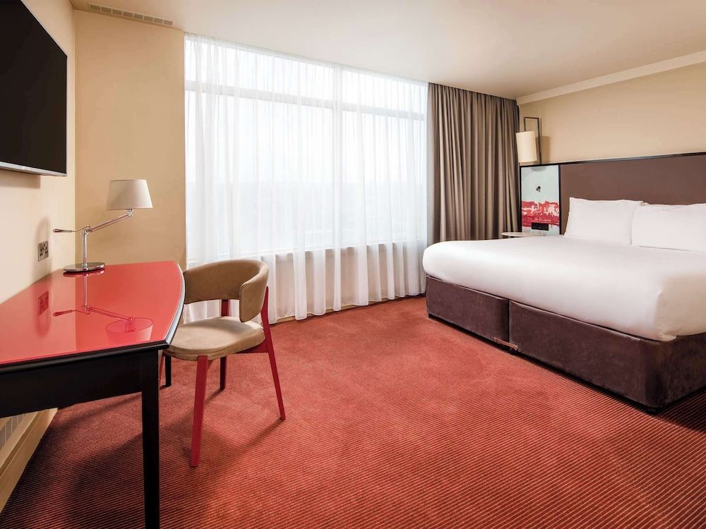 undefined Holland House Hotel Cardiff By Sunday 2