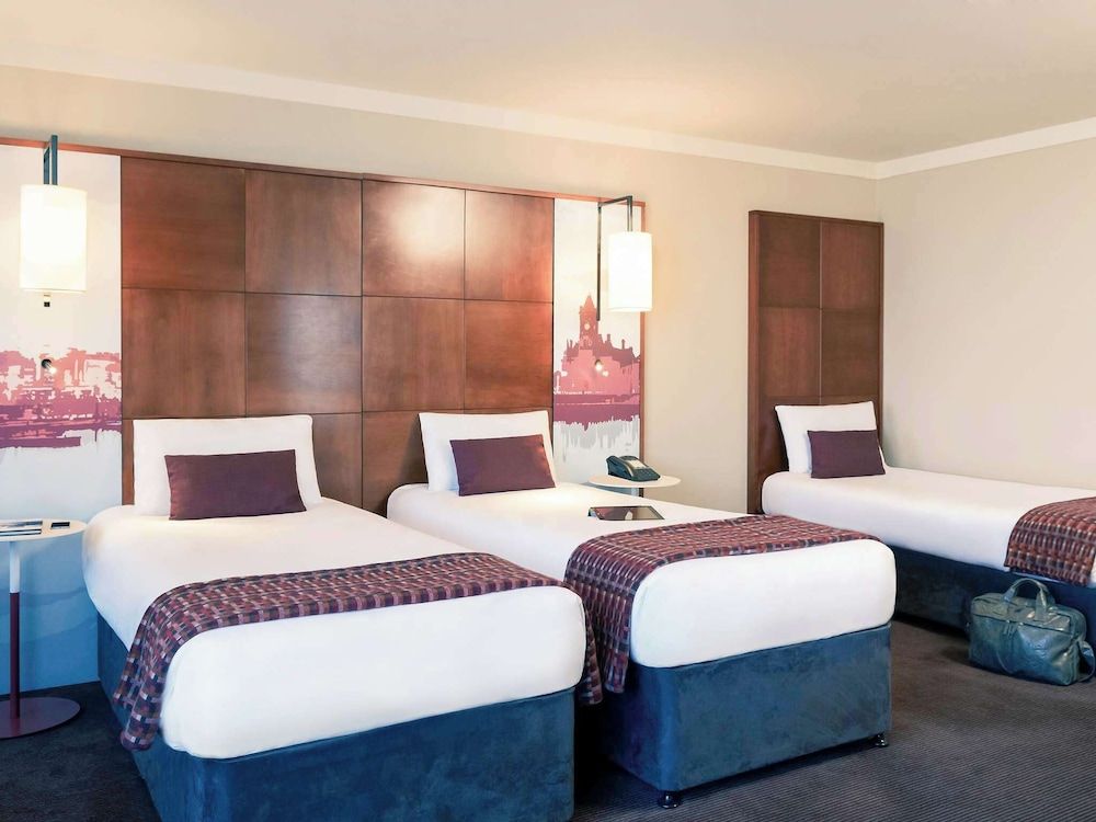 undefined Holland House Hotel Cardiff By Sunday 10