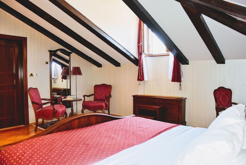 Hotel Kazbek Superior Double Room 8