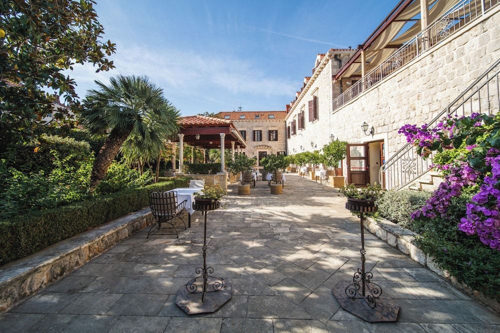 undefined Hotel Kazbek 8