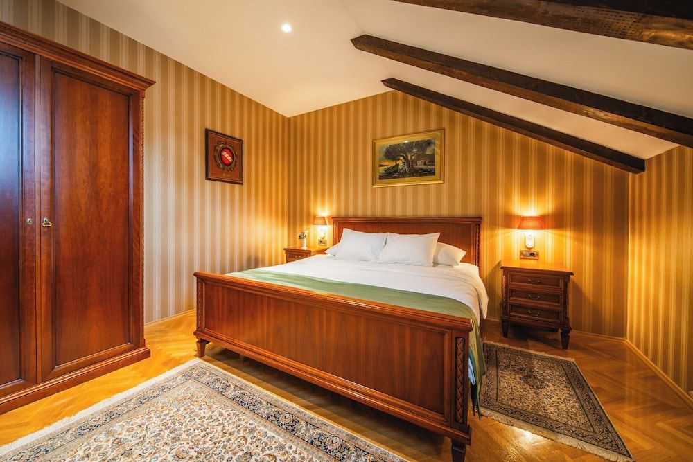 Hotel Kazbek Superior Double Room 6