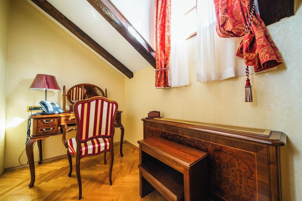 Hotel Kazbek Superior Double Room 22