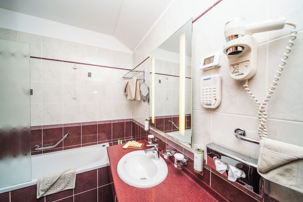 Hotel Kazbek Superior Double Room 15