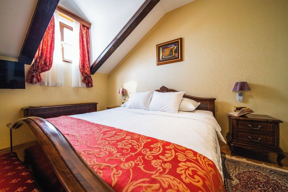 Hotel Kazbek Superior Double Room 7