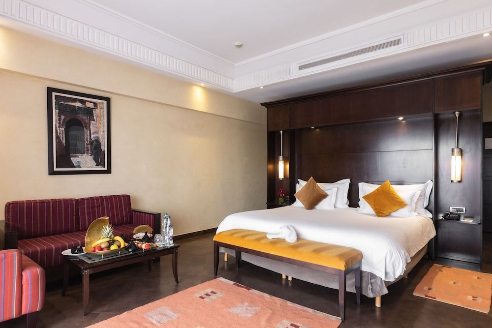 Kenzi Menara Palace & Resort Premium Room, King Size Bed, Garden View 4