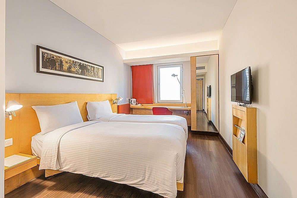 ibis Gurgaon Golf Course Road Hotel Standard Twin Room, 2 Twin Beds 6