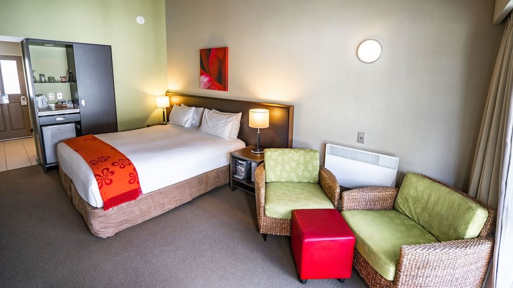 Scenic Hotel Bay of Islands Standard Room, 1 King Bed 2