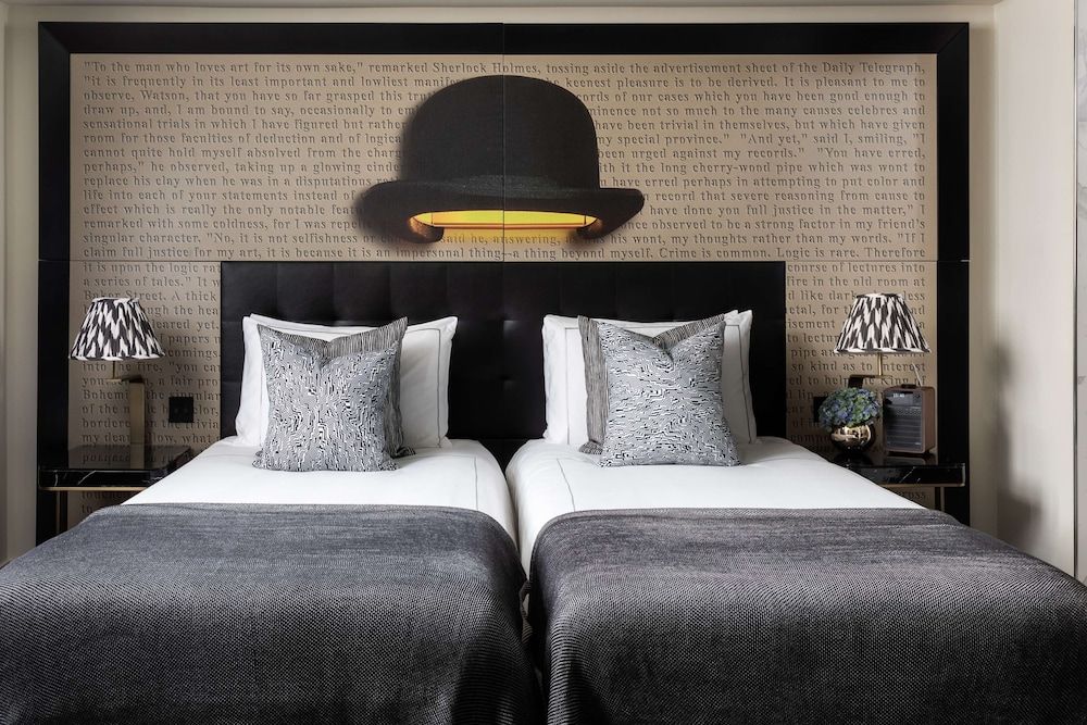 Deluxe Room (2 Twins)