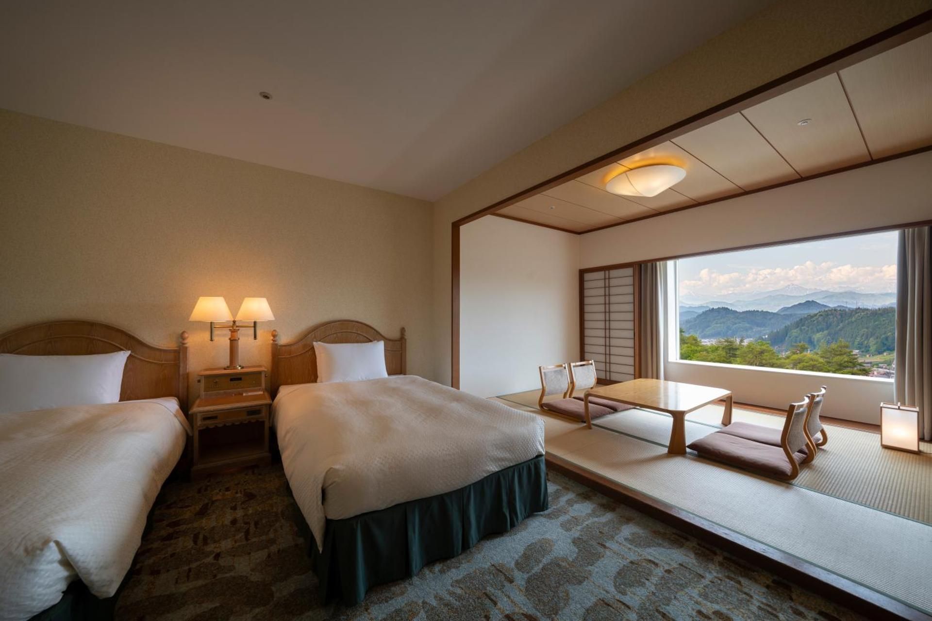 Twin Room with Tatami Area with Buffet Dinner at 19:00 - Non-Smoking
