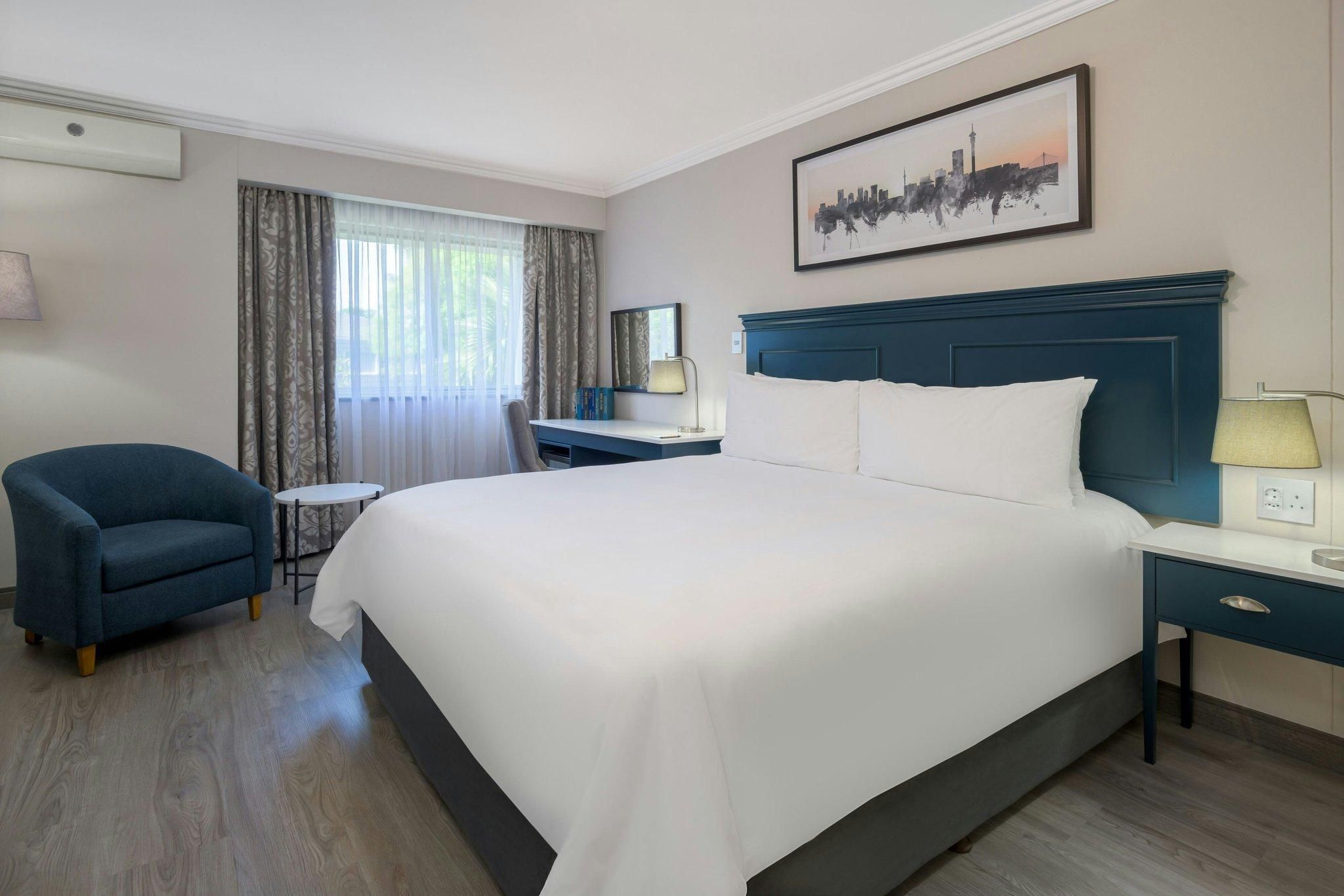 Guest room, 1 King, Garden view