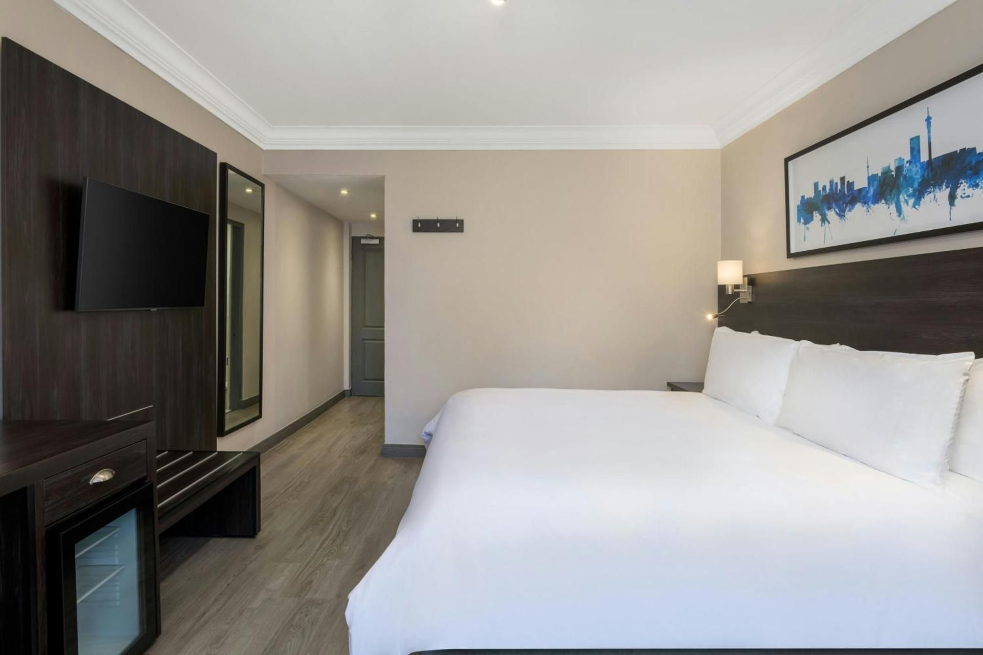 Guest room, King, Limited view