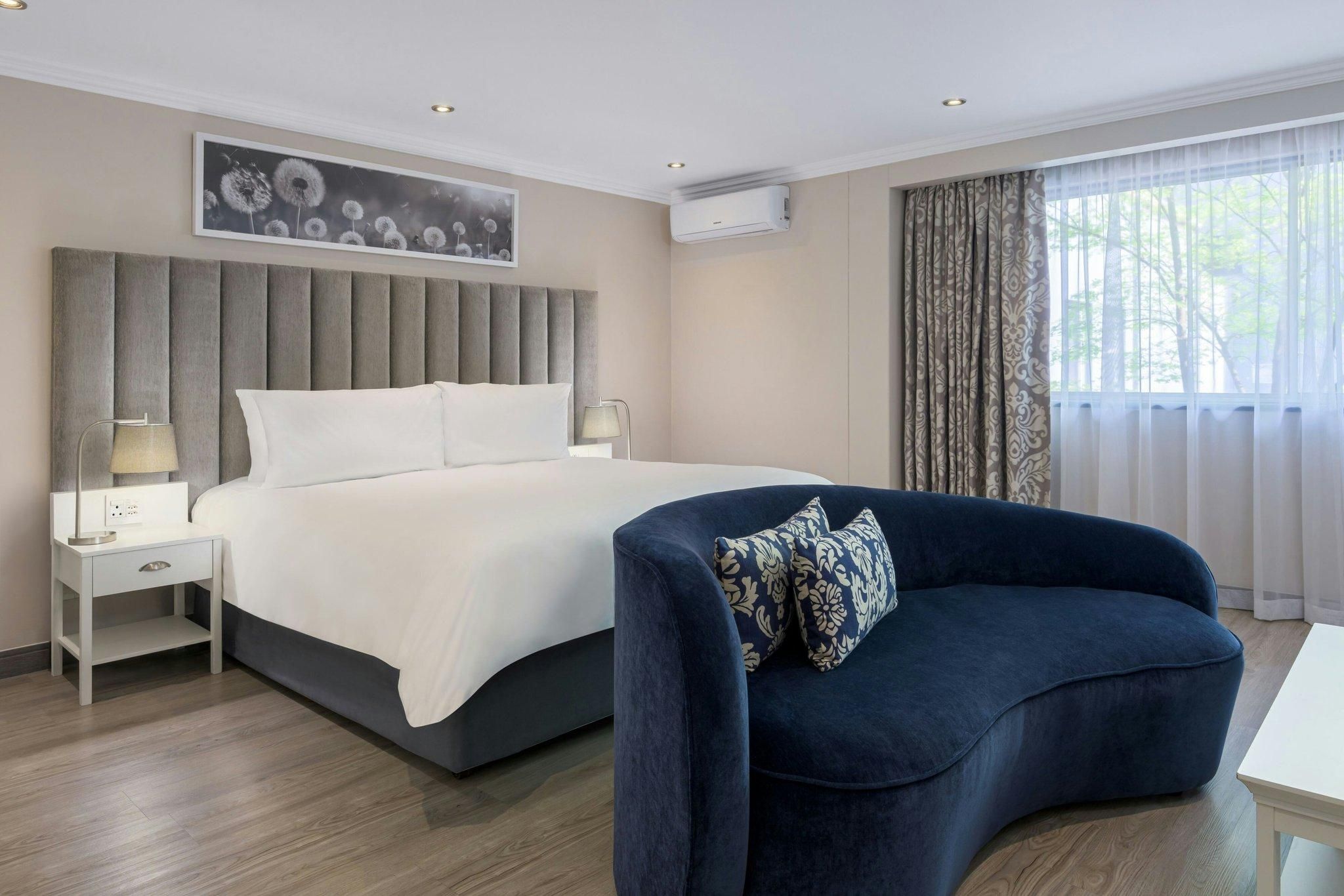 1 Bedroom Suite, 1 King