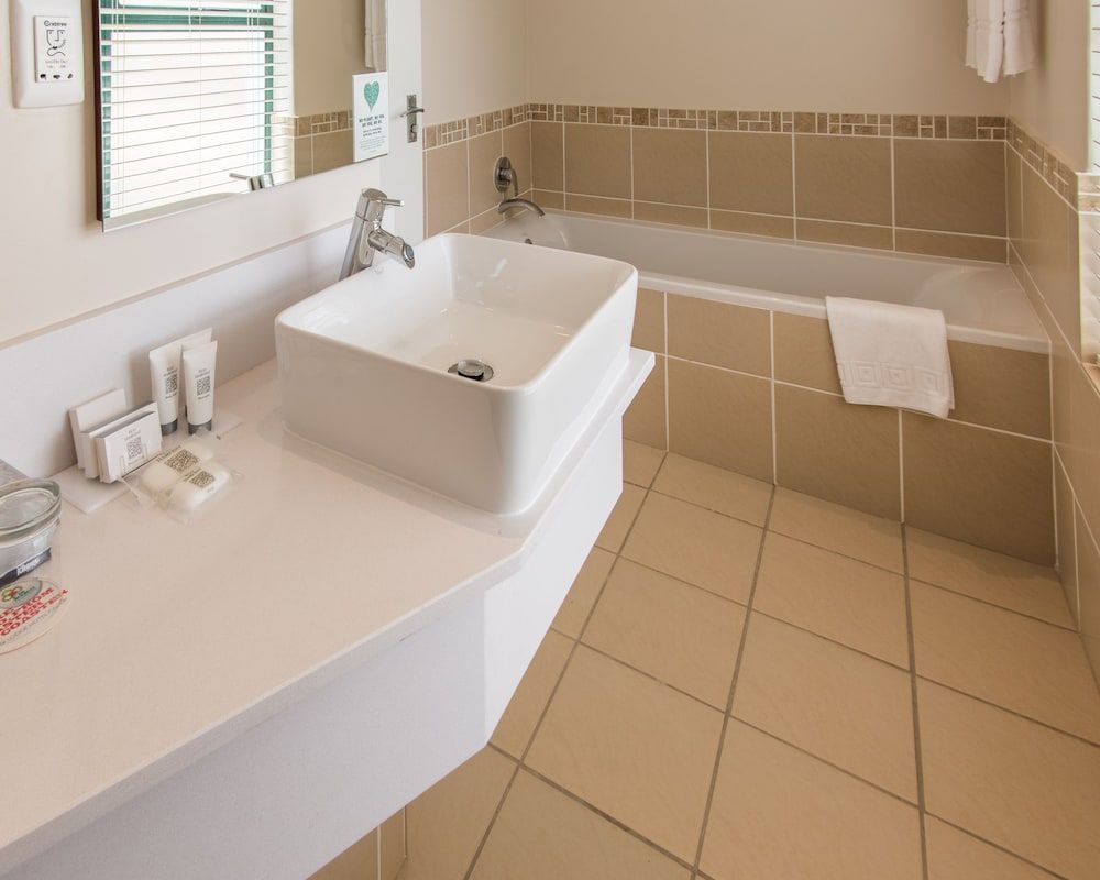 City Lodge Hotel Eastgate Studio, Non Smoking (Twin) 3