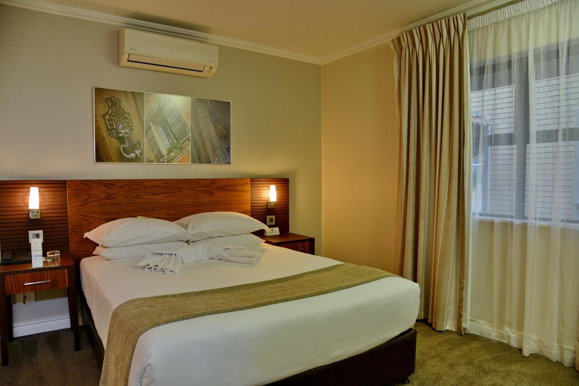 undefined City Lodge Hotel Eastgate 6