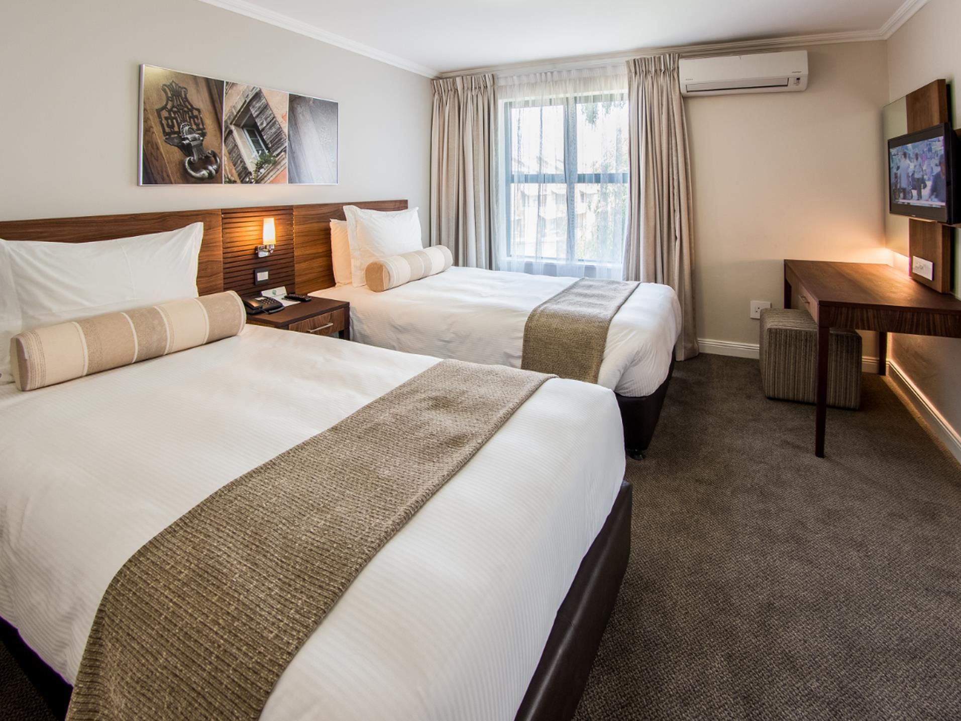 undefined City Lodge Hotel Eastgate 4