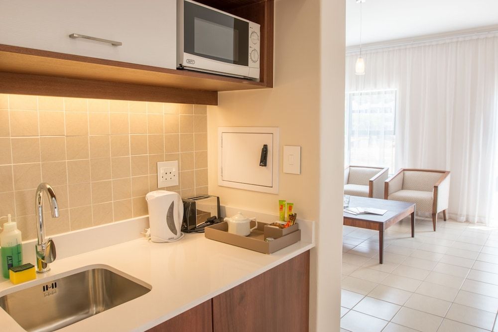 City Lodge Hotel Eastgate Studio, Non Smoking (Twin) 8