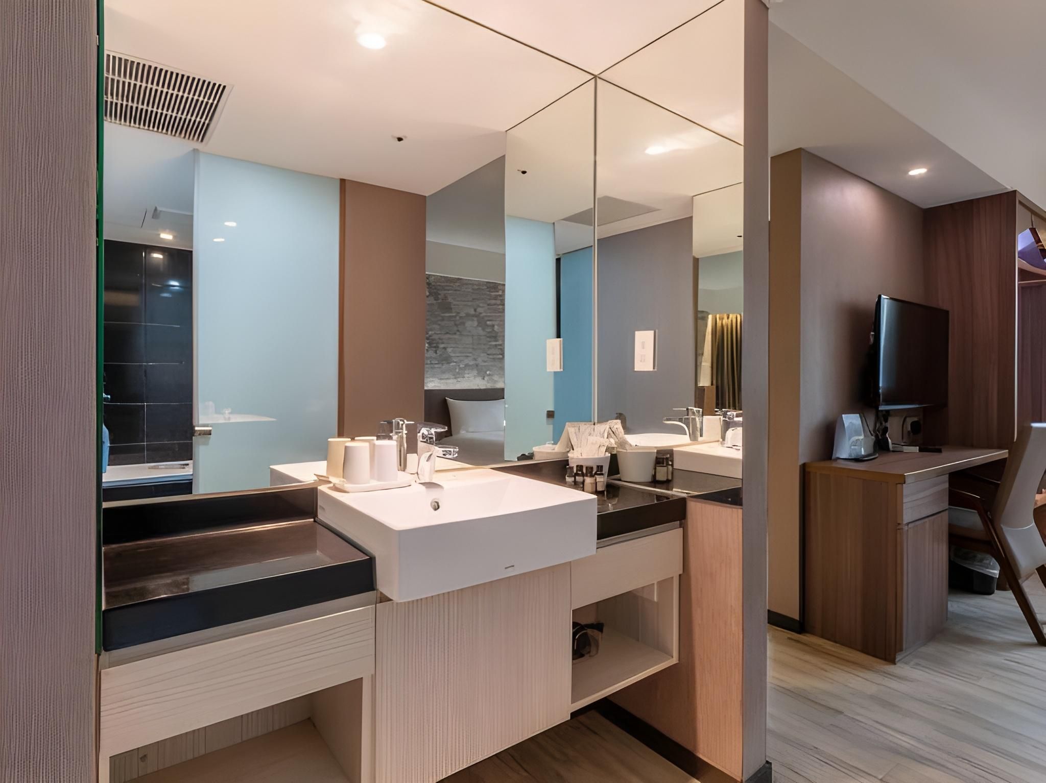 Executive Twin Suite