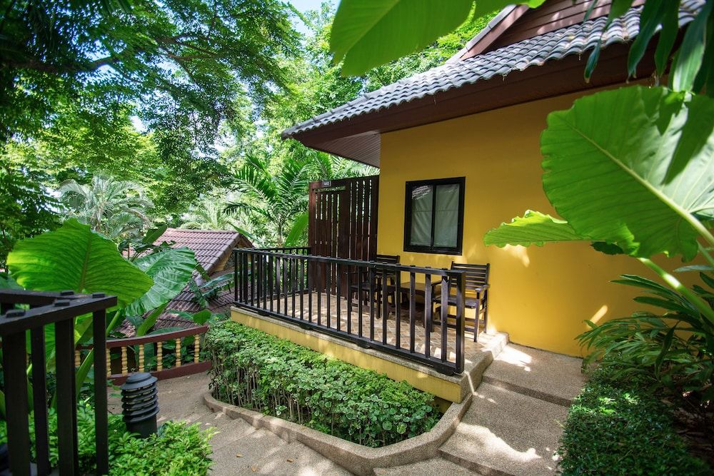 undefined Peach Hill Resort 4